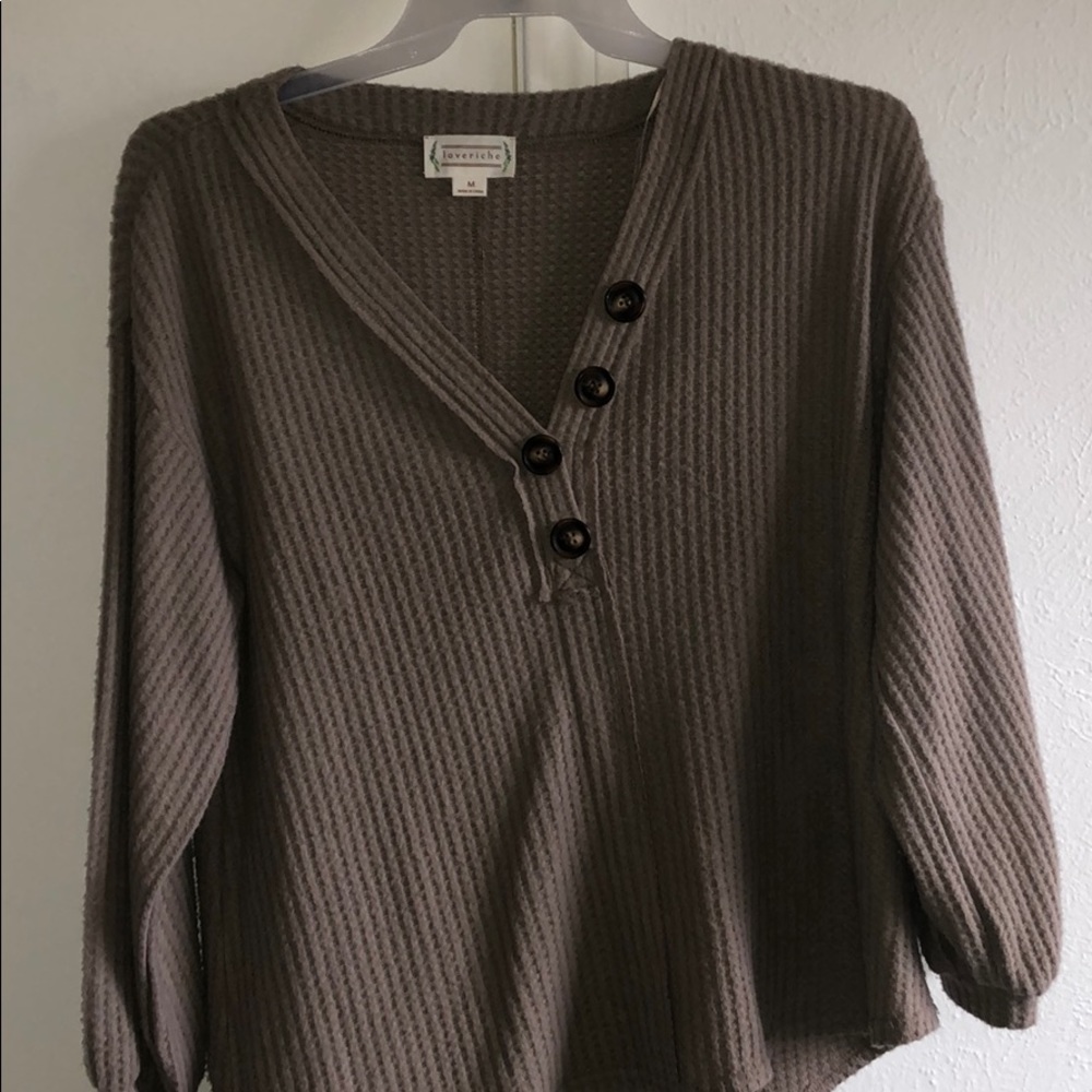 Sweater !! never worn!
